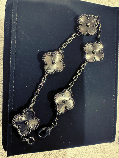 CLOVER BRACELET