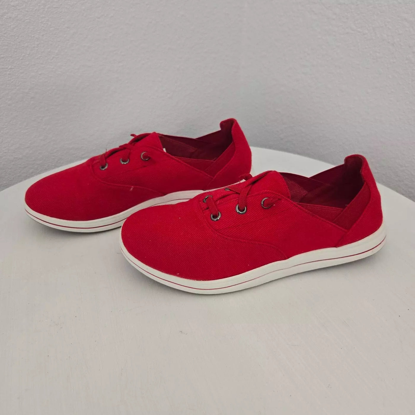 Clarks Women's Cloudstepper Breeze Ave Sneaker Red Slip On Shoes Size 7.5